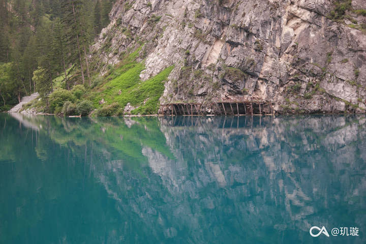 5b74bf9e009cef0ec6570ab4aad6b9701f107051